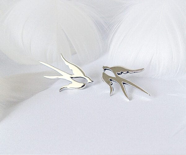 Happy couple swallow Brooch
