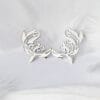 A pair of graceful bluebell brooches, showcasing delicate floral design and exquisite craftsmanship, are suitable for wearing on all occasions and adding a touch of freshness to any outfit.